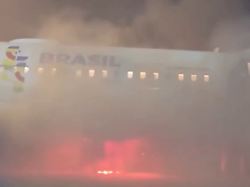 Panik in São Paulo: Flammen unter Airbus-Maschine: 169 Passagiere evakuiert